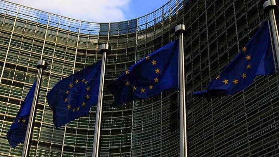Η ΕΕ περιμένει περισσότερες κινήσεις από τα Σκόπια για την επίλυση του ονοματολογικού