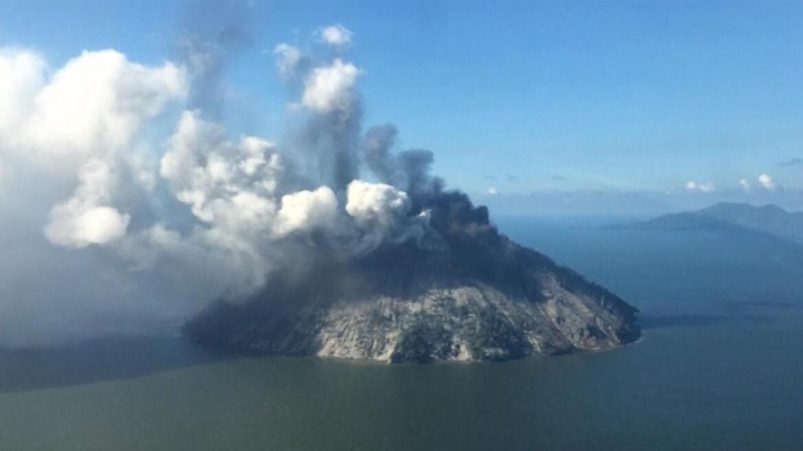 Βίντεο: Το ηφαίστειο στην Παπούα Νέα Γουινέα «ξύπνησε» - Φόβοι για τσουνάμι