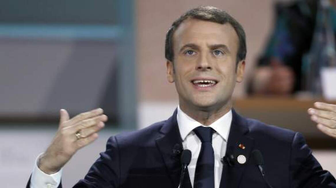 Γαλλία: Ο Μακρόν δηλώνει ιδιαίτερα χαρούμενος για τη συμφωνία Μέρκελ και SPD