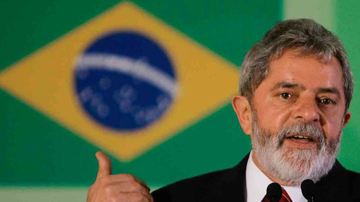 Βραζιλία: Διακήρυξη υπέρ του Λούλα υπογράφει ο Όλιβερ Στόουν 