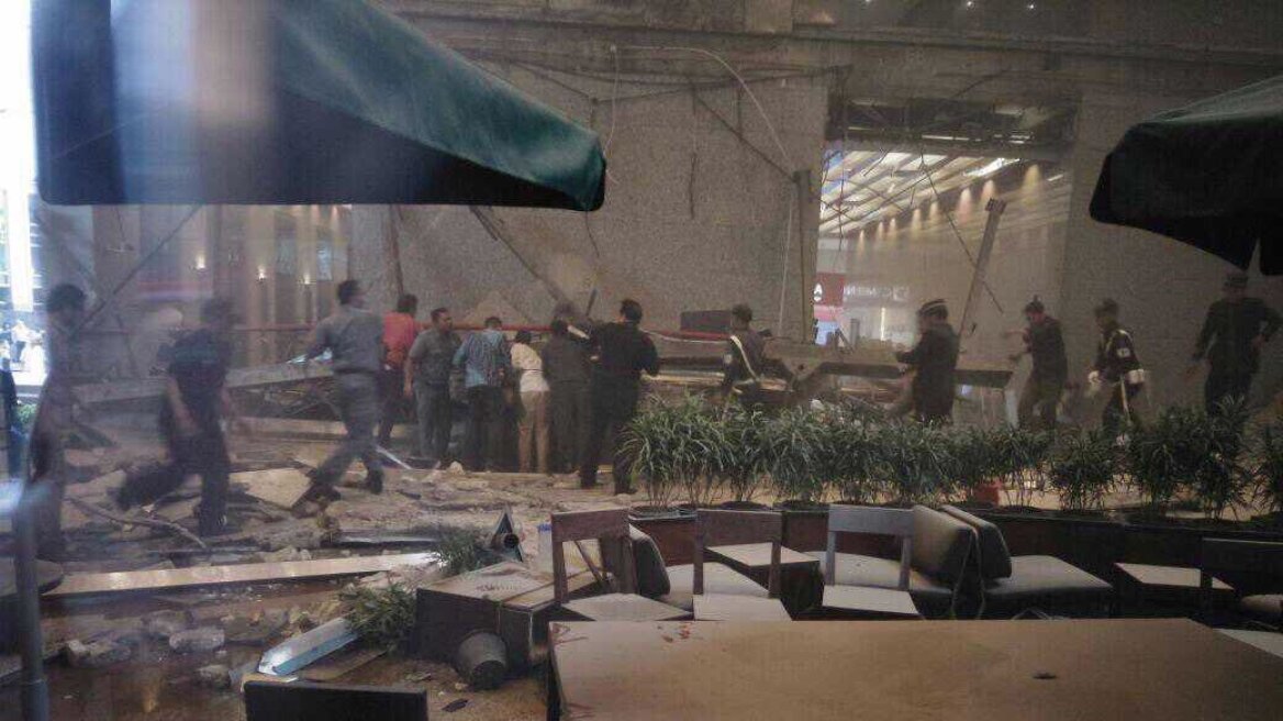 Τραυματίες στο Χρηματιστήριο της Τζακάρτα - Κατέρρευσε μέρος του κτηρίου