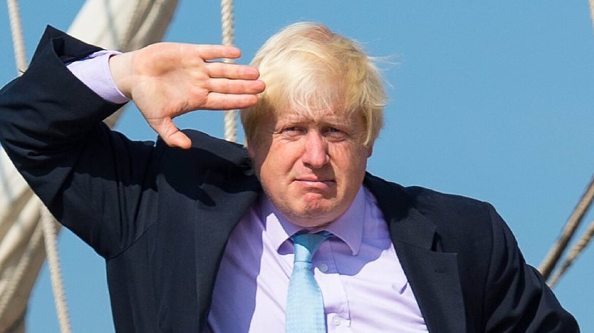 «Τα γυρίζει» ο Μπόρις Τζόνσον για Brexit: «Θα προτιμούσα να μείνουμε, αν είναι να φύγουμε με αποδυναμωμένη συμφωνία»