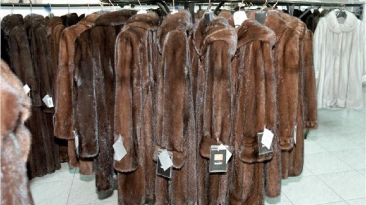 Εκτός μόδας οι γούνες μινκ και αλεπούς - Το 'Οσλο κλείνει τις φάρμες μέχρι το 2025