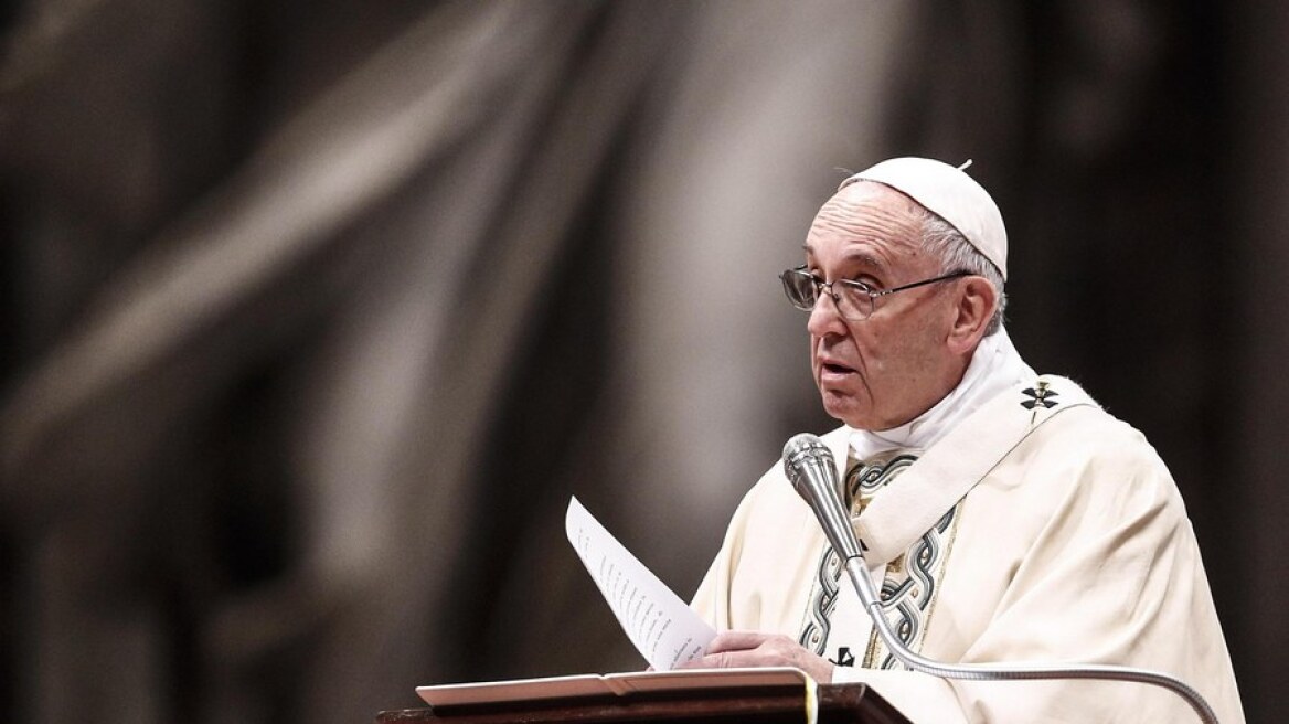 Χιλή: Ο πάπας εκφράζει την «ντροπή» του για τους παιδεραστές ιερείς