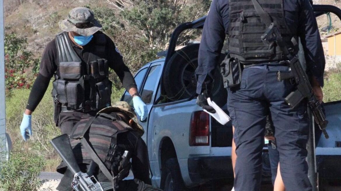 Μεξικό: Τριάντα δύο πτώματα εντοπίστηκαν σε ομαδικούς τάφους