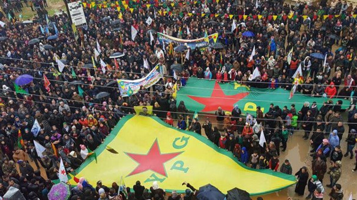 Συρία: Χιλιάδες Κούρδοι διαδηλώνουν για τις απειλές της  Άγκυρας 