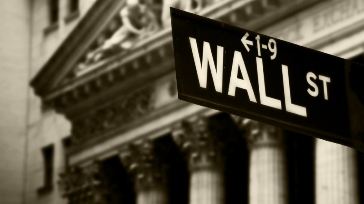 Αρνητικά πρόσημα στη Wall Street