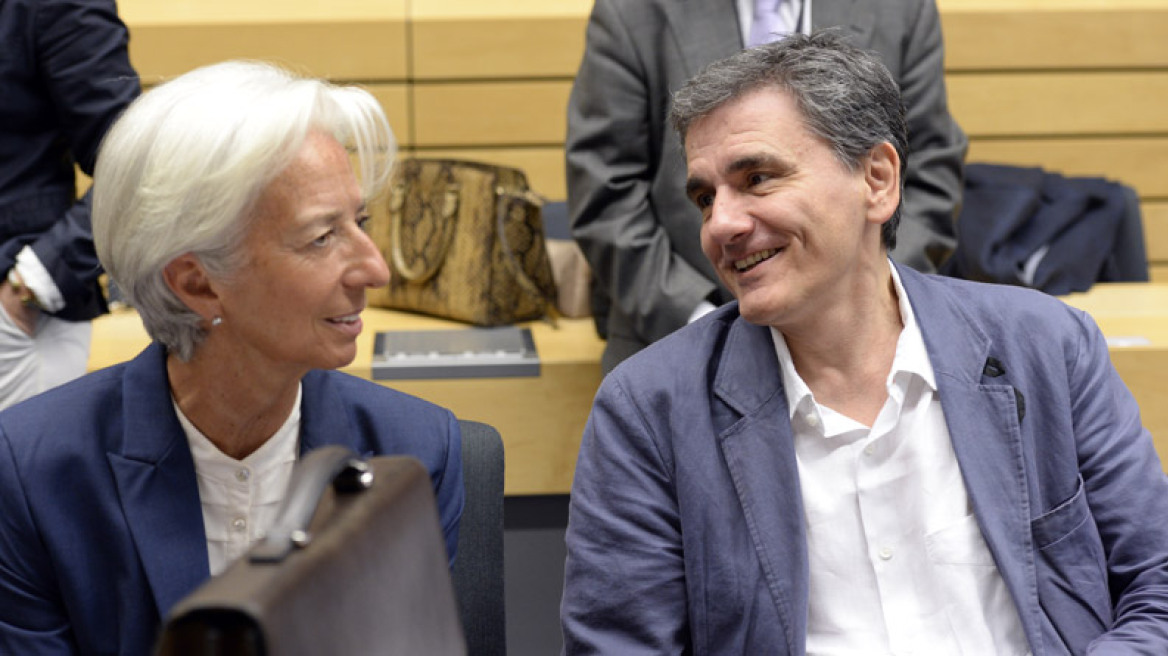 Το ΔΝΤ μπαίνει στο ελληνικό πρόγραμμα, γράφει το Eurasia