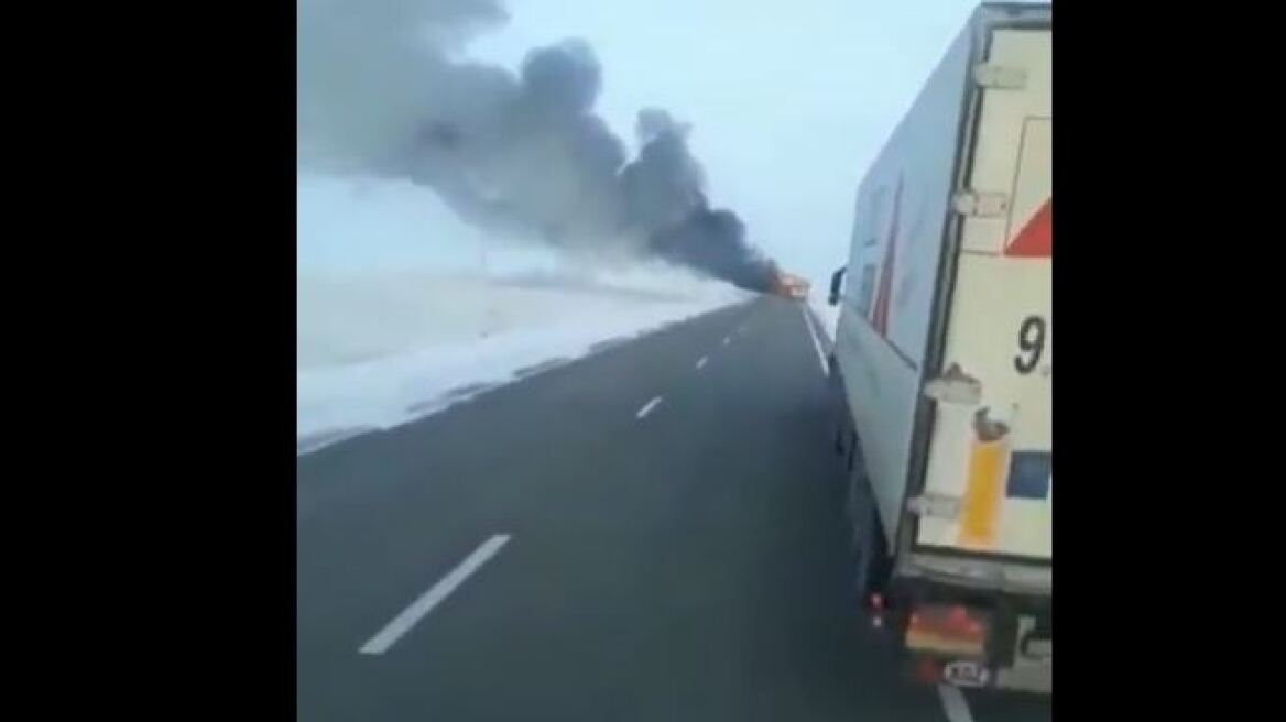 Απίστευτη τραγωδία στο Καζακστάν: 52 νεκροί από φωτιά σε λεωφορείο