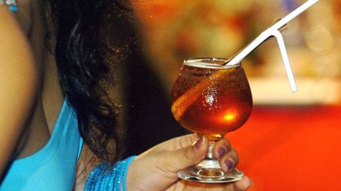 Σρι Λάνκα: Οι γυναίκες προσέφυγαν στο Ανώτατο Δικαστήριο για να μπορούν να πίνουν αλκοόλ