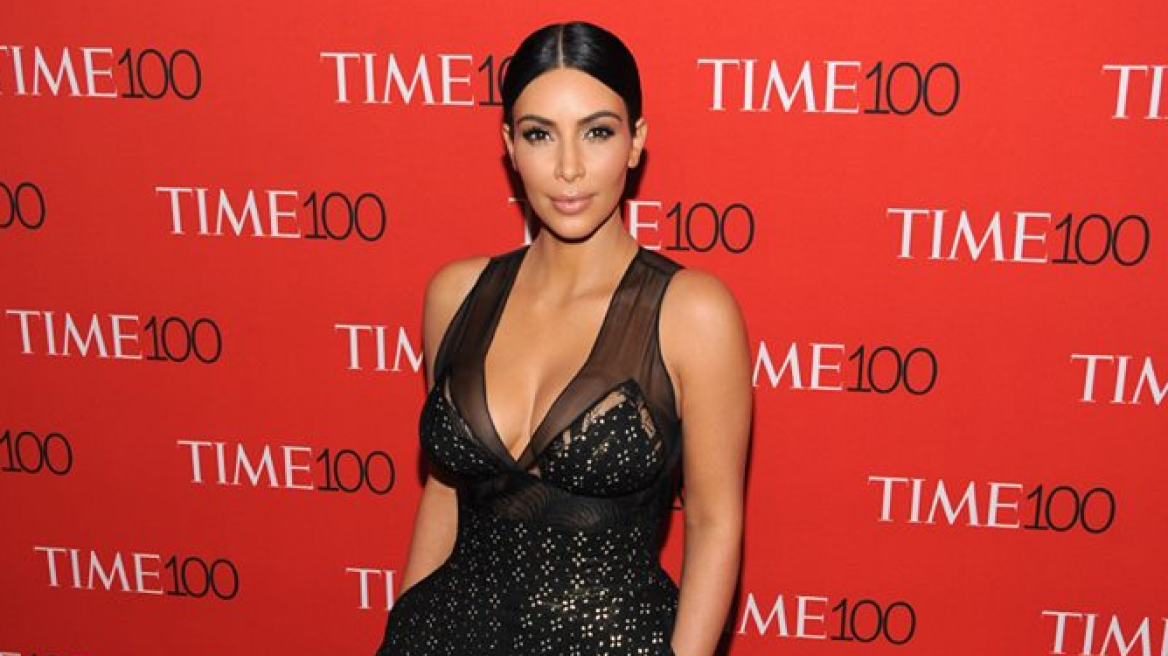 Υπάρχουν βάσιμες υποψίες ότι η Kim Kardashian θα ονομάσει το τρίτο της παιδί ακόμα πιο περίεργα από τα πρώτα δύο