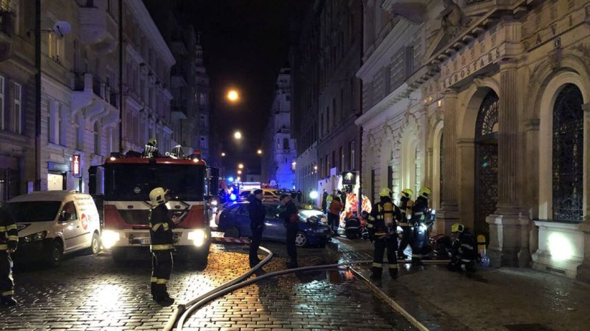 Τσεχία: Δύο νεκροί από πυρκαγιά σε ξενοδοχείο στο κέντρο της Πράγας