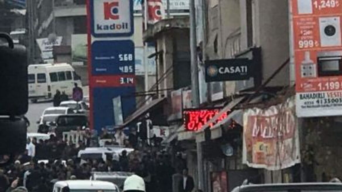 Μπαράζ επιθέσεων με ρουκέτες σε τουρκική πόλη - Ένας νεκρός και 37 τραυματίες