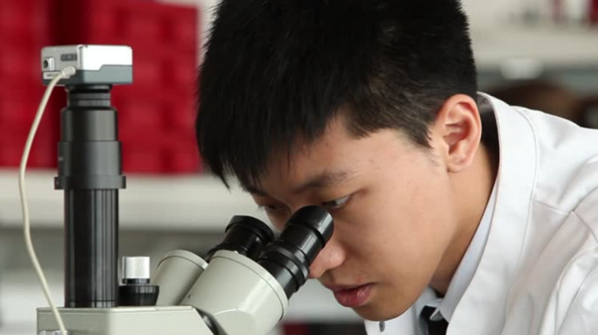 «Πρωταθλήτρια» στις επιστημονικές δημοσιεύσεις η Κίνα - Ξεπέρασε ακόμα και τις ΗΠΑ