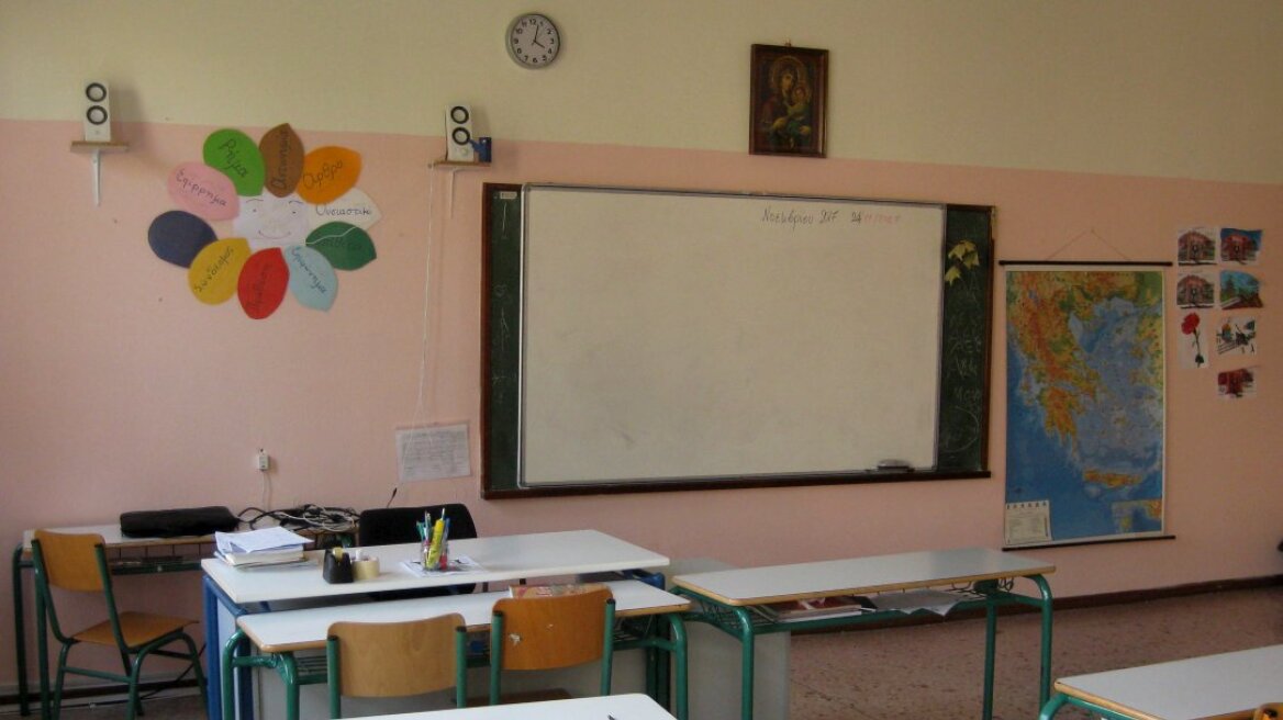 Νέα υπουργική απόφαση Γαβρόγλου για τις απαλλαγές των μαθητών από τα Θρησκευτικά