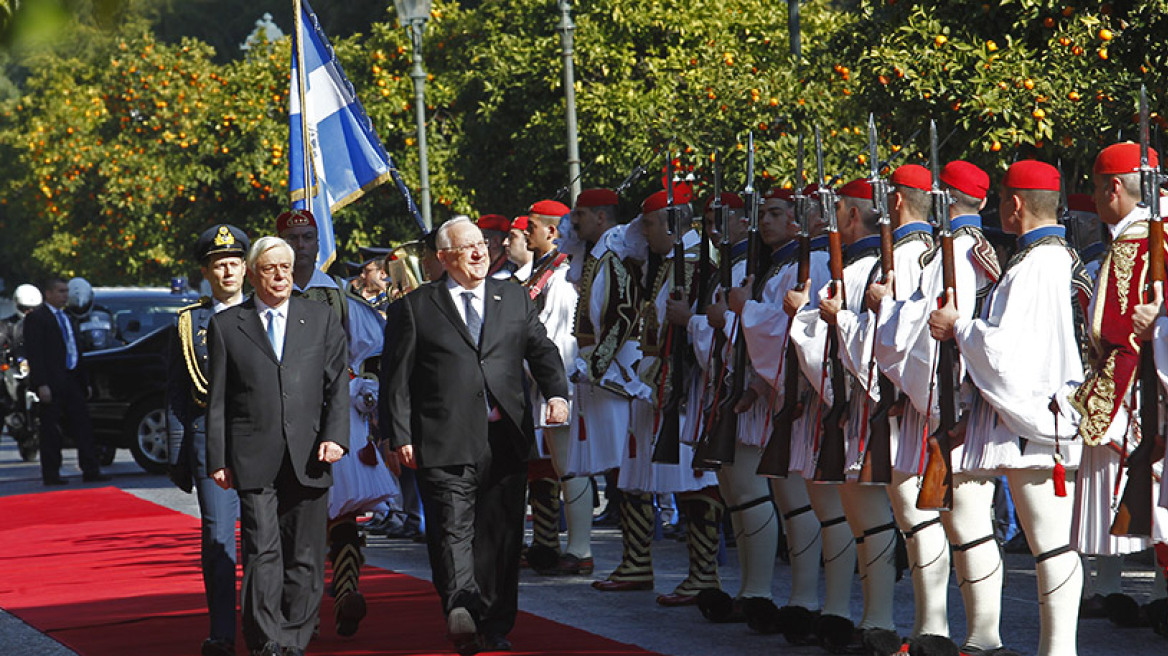 Μήνυμα Παυλόπουλου: Όσο υπάρχει αλυτρωτισμός αδύνατη η είσοδος της ΠΓΔΜ στο ΝΑΤΟ