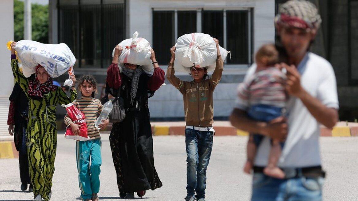 ΟΗΕ: Πάνω από 270.000 Σύροι εκτοπίστηκαν λόγω των μαχών σε Ιντλίμπ, Χάμα και Αφρίν