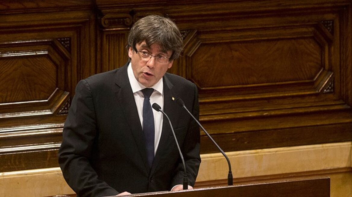 Καταλονία: Αναβλήθηκε ο διορισμός του Πουτζδεμόν ως επικεφαλής της περιφερειακής κυβέρνησης