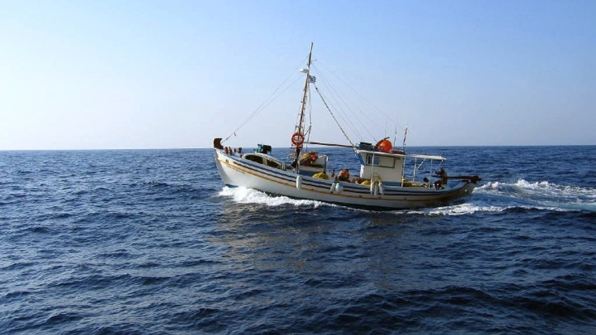 Με το πρόσχημα της αλιείας Τούρκοι παραβιάζουν συνεχώς τα ελληνικά χωρικά ύδατα στο Θρακικό πέλαγος καταγγέλλουν ψαράδες στο ΘΕΜΑ 104,6