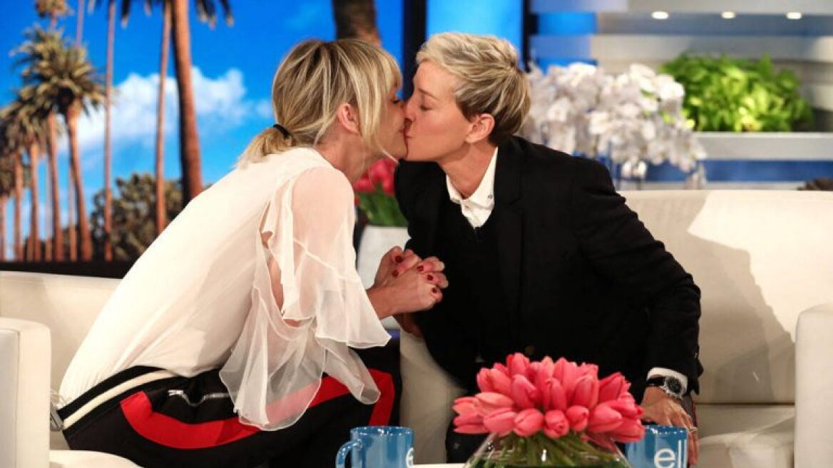 Ellen DeGeneres: Έβαλε τα κλάματα on air με το δώρο γενεθλίων της αγαπημένης της Portia de Rossi 