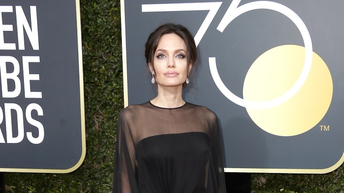 Angelina Jolie: Αντροχωρίστρα και πάλι;!