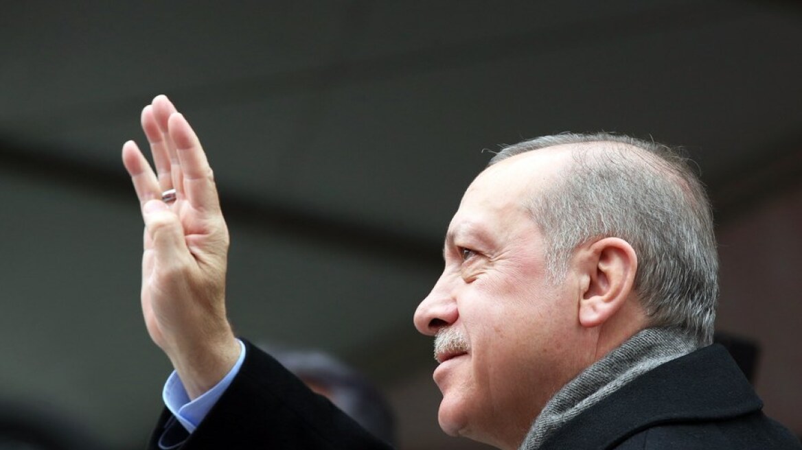 Ερντογάν κατά συλλόγων που κριτικάρουν την επιχείρηση στη Συρία: «Να μην ονομάζονται πια τουρκικοί»