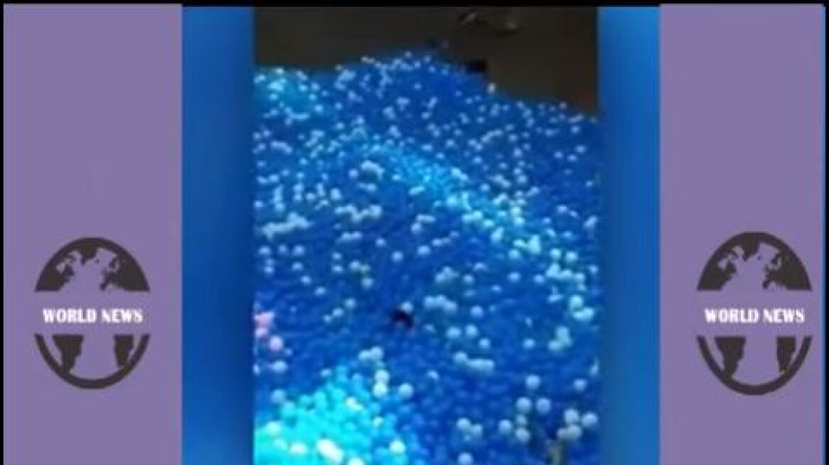 Βίντεο: Γυναίκα παρά λίγο να πνιγεί σε... πισίνα με 40.000 πλαστικά μπαλάκια