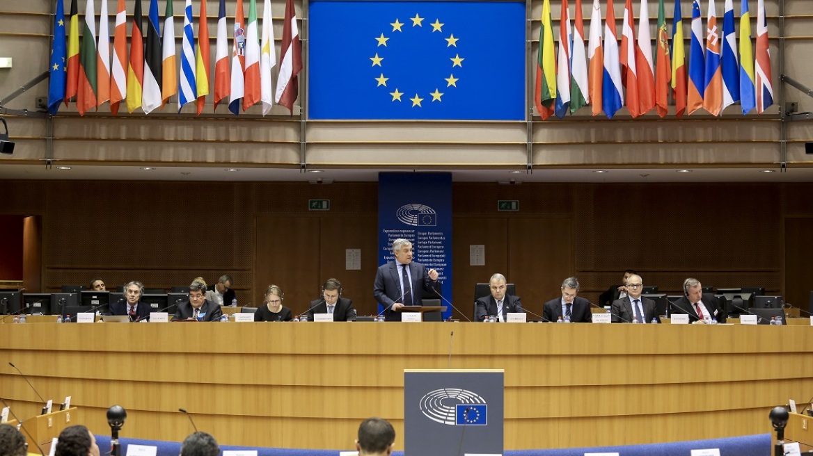 Σε πορεία σύγκρουσης Ευρωκοινοβούλιο και αρχηγοί κρατών για τις Ευρωεκλογές του 2019 