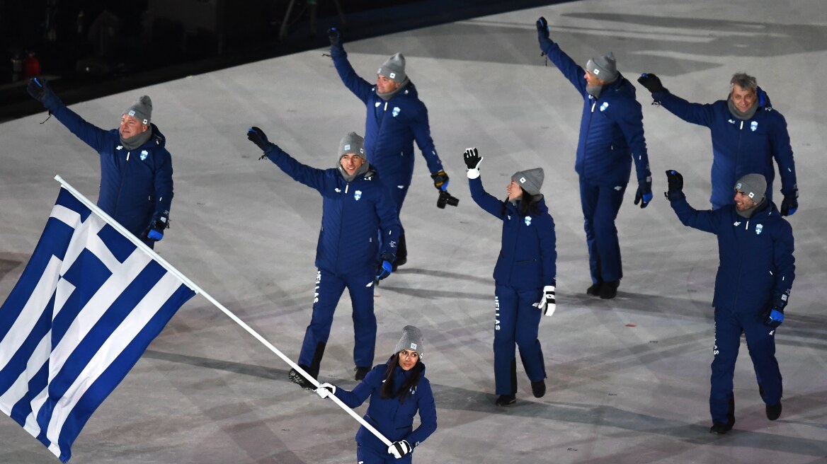 Φωτογραφίες: Η Ελλάδα μπήκε πρώτη στο στάδιο της Πιονγκτσάνγκ για τους Χειμερινούς Ολυμπιακούς Αγώνες