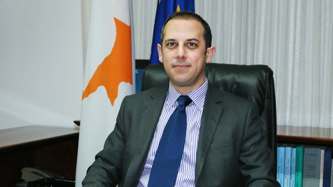 Κύπρος: Αποχωρεί από το υπουργικό συμβούλιο του Αναστασιάδη ο υπουργός Μεταφορών