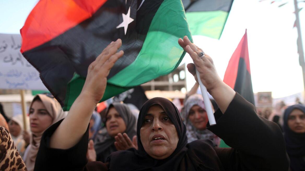 Λιβύη: Χιλιάδες πολίτες γιορτάζουν την επέτειο της επανάστασής «τους»