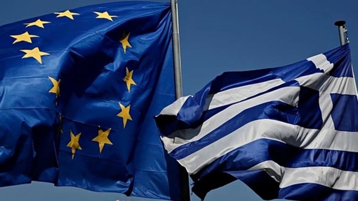 CNBC: Γιατί η Ελλάδα πρέπει να ζητήσει προληπτική γραμμή στήριξης