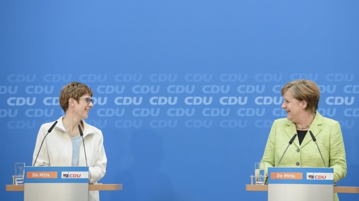 Γερμανία: Την... «Μίνι Μέρκελ του Ζάαρλαντ» δείχνει για διάδοχό της η Καγκελάριος