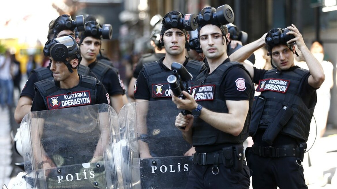 Τουρκία: Εντάλματα σύλληψης κατά 170 στρατιωτικών που κατηγορούνται ως Γκιουλενιστές
