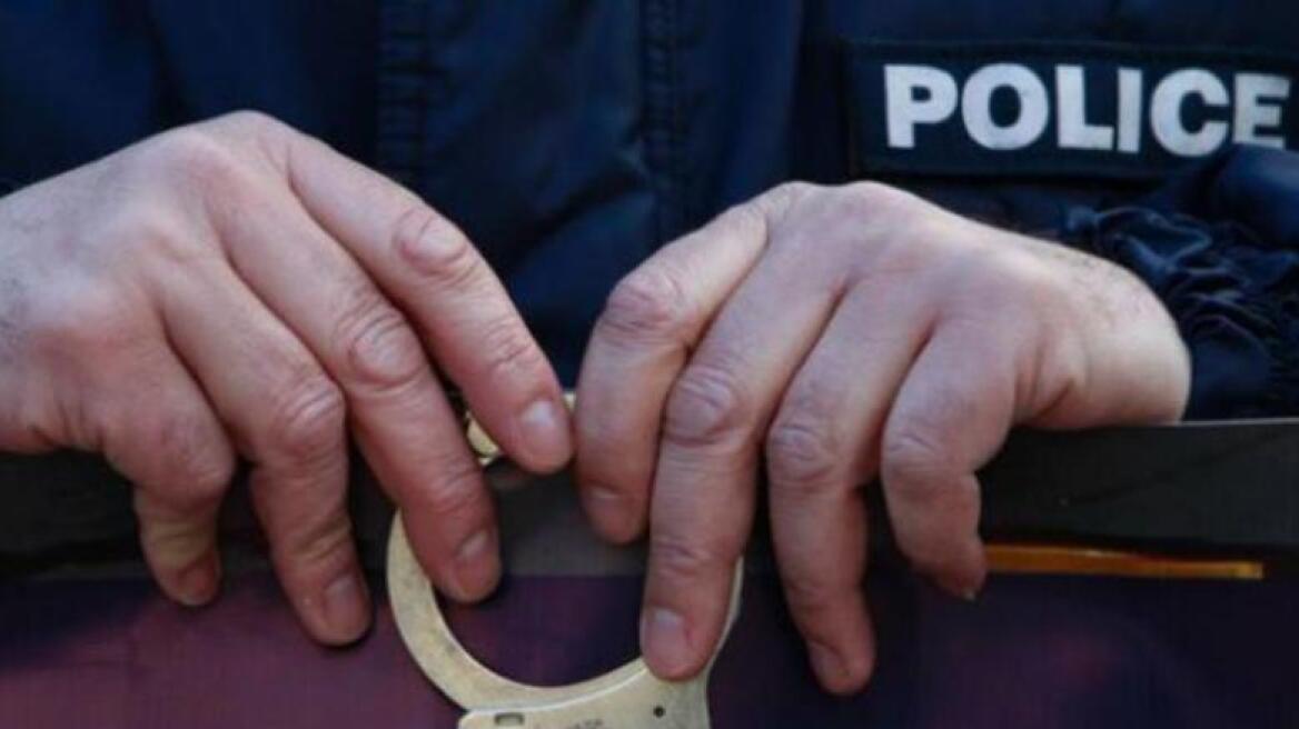 Συλλήψεις για κατοχή χασίς σε Βόλο και Λέσβο