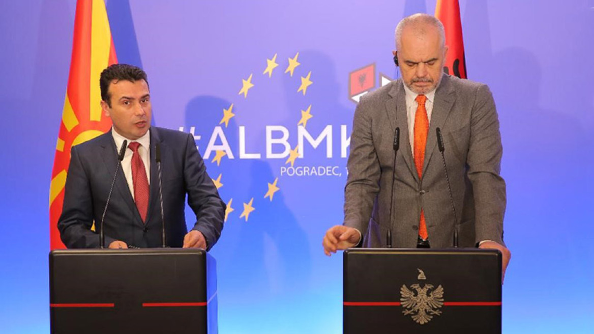 Κομισιόν: Ανοίγουν οι πύλες της ΕΕ για Σκόπια και Αλβανία
