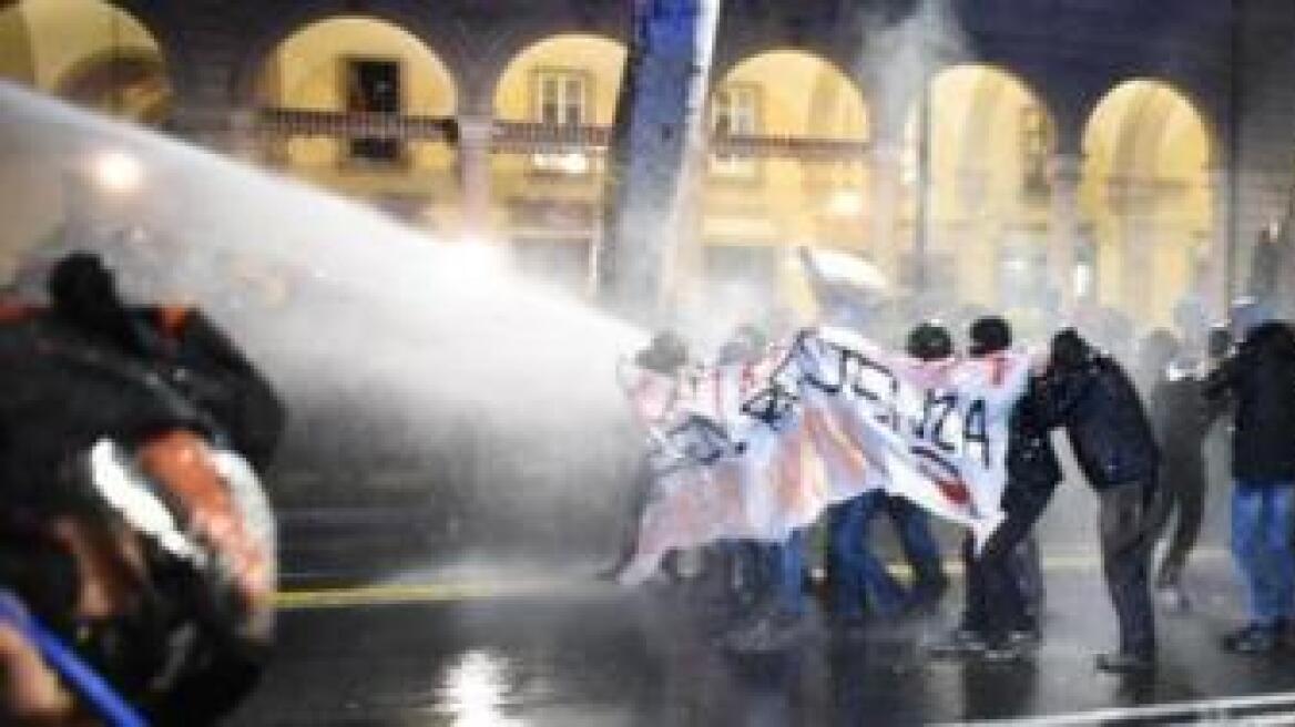 Τορίνο: Συγκρούσεις της αστυνομίας με ακροαριστερούς διαδηλωτές