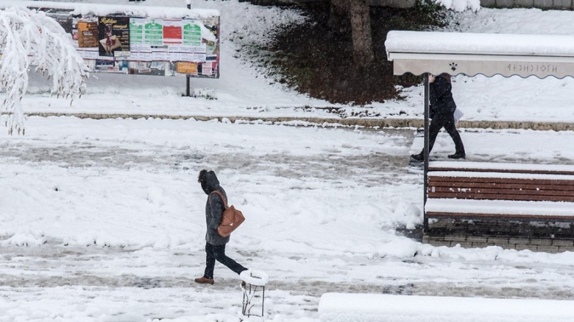 Ρουμανία: Ένας νεκρός από το κρύο – Ακυρώθηκαν δρομολόγια τρένων