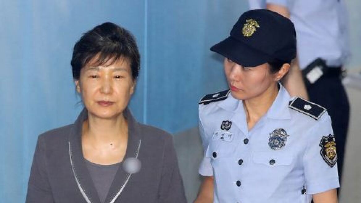Νότια Κορέα: Την 30ετή φυλάκιση της πρώην προέδρου Παρκ Γκουν-χιέ, ζητούν εισαγγελείς
