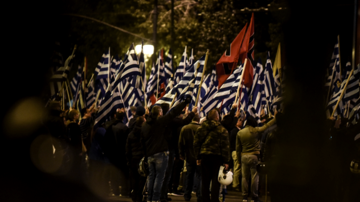 Συγκέντρωση και πορεία της Χρυσής Αυγής στο κέντρο της Αθήνας 