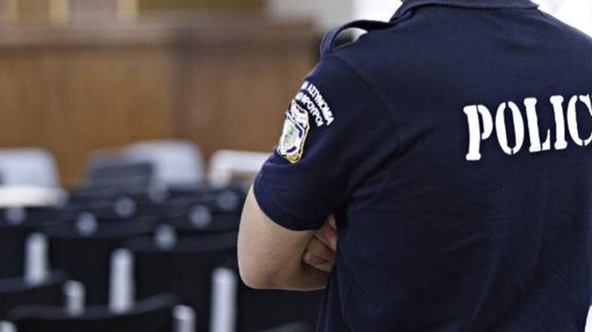 Ζάκυνθος: Προφυλακίστηκε αστυνομικός για ηθική αυτουργία σε ληστεία 