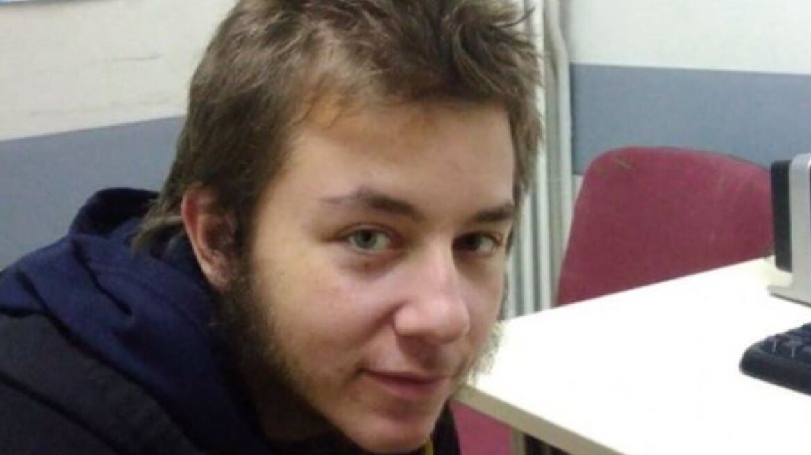 «Ο αδελφός μου είδε την απόρριψη ακόμη και στο θάνατό του» λέει η αδερφή του 17χρονου Αλέξανδρου 
