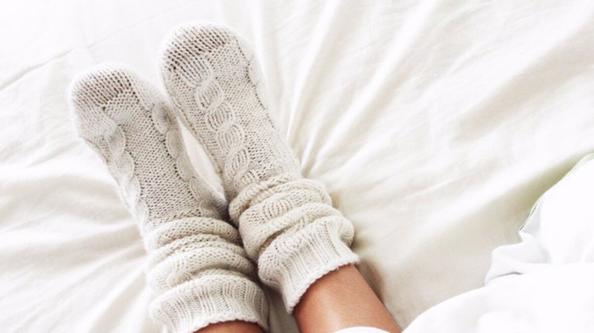 Οι επιστήμονες αποφάνθηκαν:Φορώντας κάλτσες στο κρεβάτι έχεις καλύτερη σεξουαλική ζωή