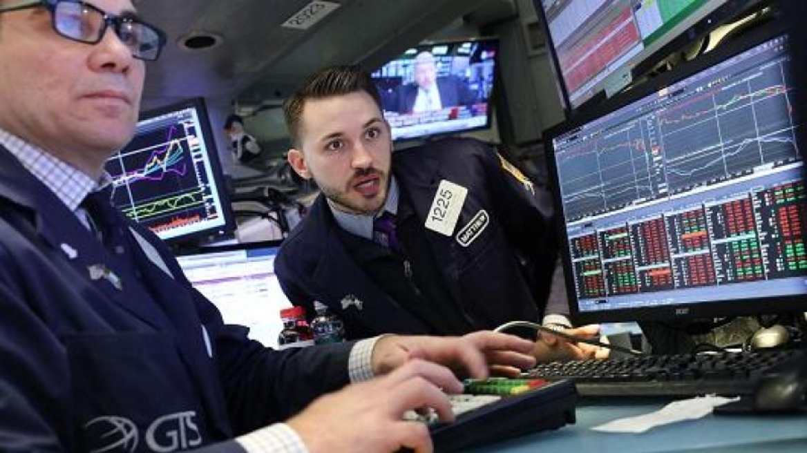 Πτώση στη Wall Street με «οδηγό» τις τεχνολογικές μετοχές
