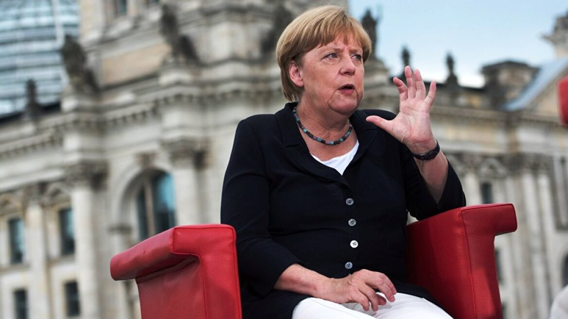 Μέρκελ: Να φύγουν από την Γερμανία όσοι δεν έχουν άδεια παραμονής