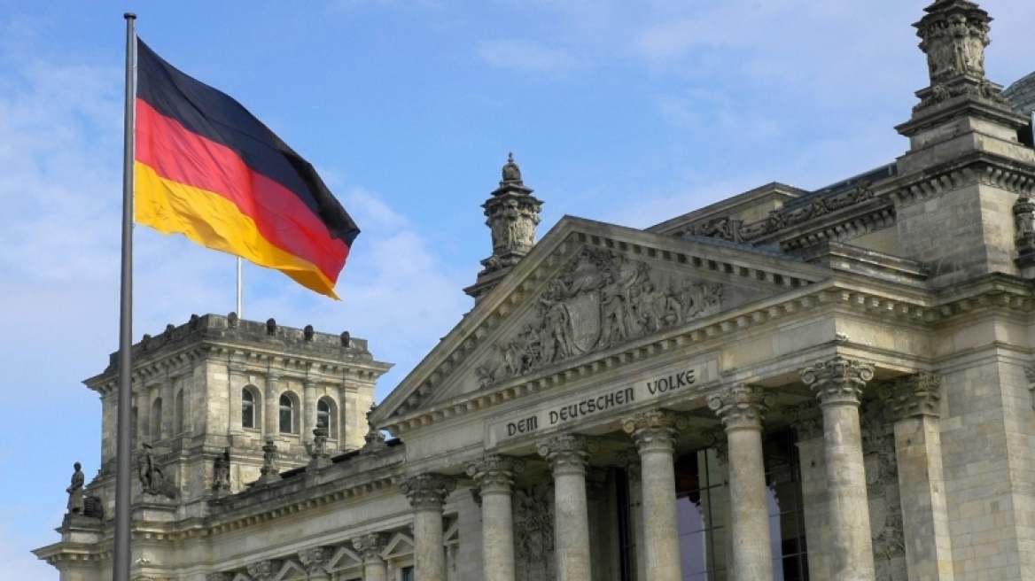 Γερμανία: Ένας εμπορικός πόλεμος με τις ΗΠΑ θα μπορούσε να προκαλέσει απτή οικονομική ζημία