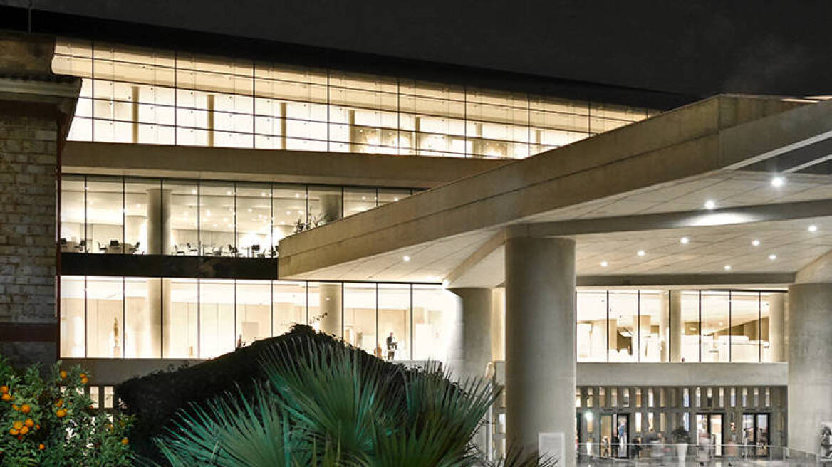 Acropolis Museum: Free entrance on Independence Day (March 25)