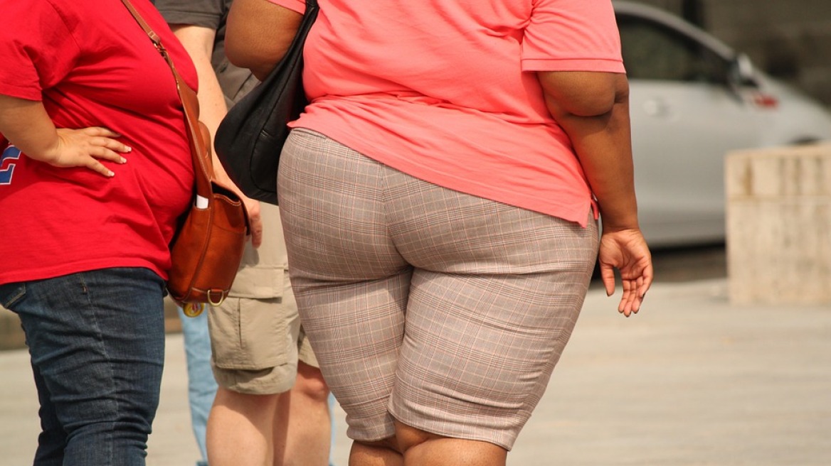 Η πρόωρη έναρξη της εφηβείας αυξάνει τον κίνδυνο παχυσαρκίας στις γυναίκες