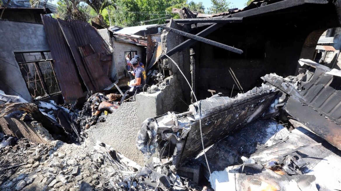 Φιλιππίνες: 10 νεκροί από συντριβή μικρού αεροπλάνου σε σπίτι