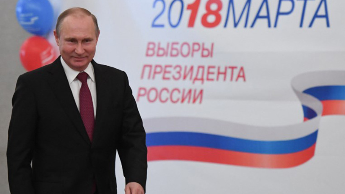 Στις κάλπες οι Ρώσοι: Δεν με νοιάζει με ποιο ποσοστό θα εκλεγώ λέει ο Πούτιν